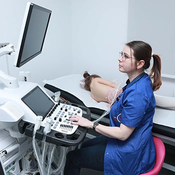 اکو قلب کودکان چیست و چه زمانی انجام می شود؟