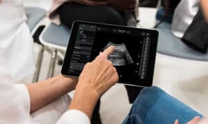 دستگاه سونوگرافی پرتابل